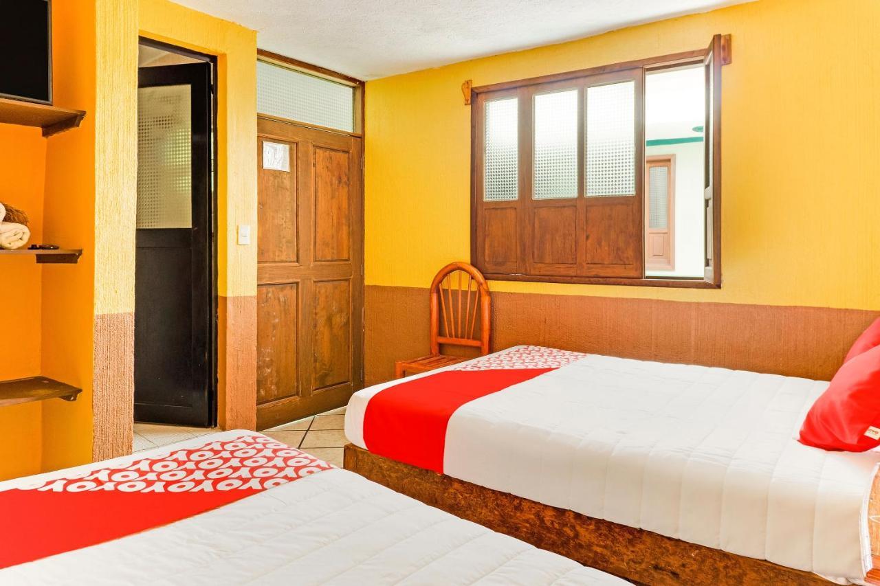 OYO Hotel San Pablo Pátzcuaro Buitenkant foto